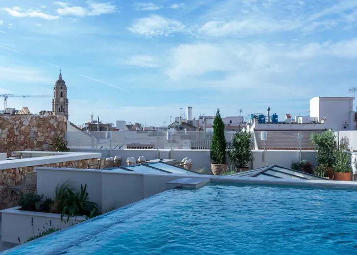 Hotel Well And Come Malaga