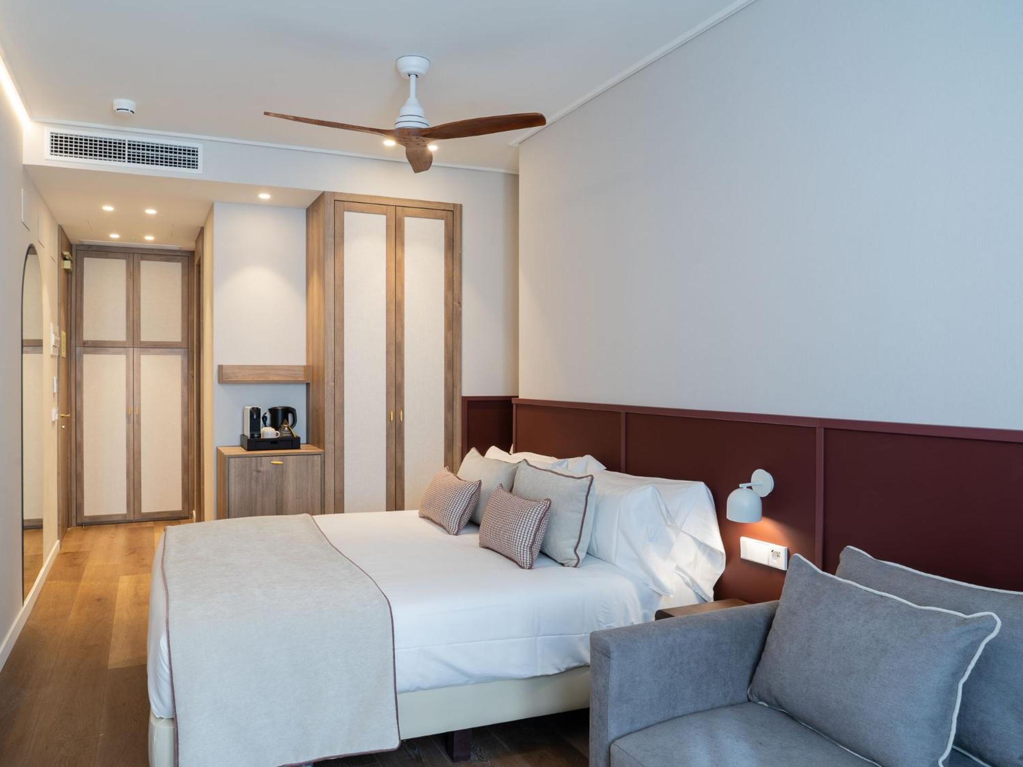 Hotell Well And 4*