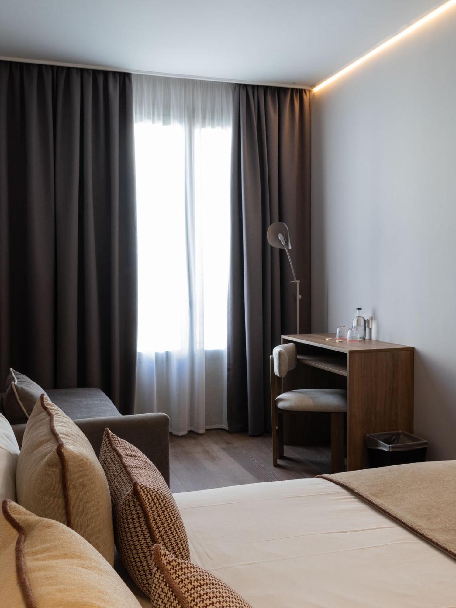 Well And Hotell